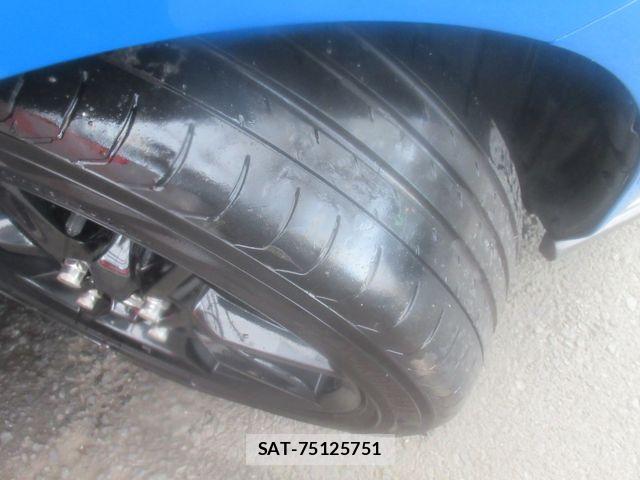 Mazda ROADSTER 2016-03 8037953-14