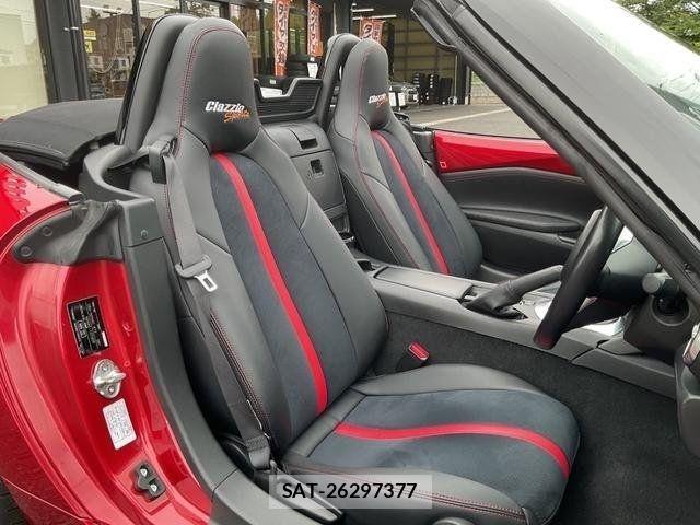 Mazda ROADSTER 2015-10 8037946-8