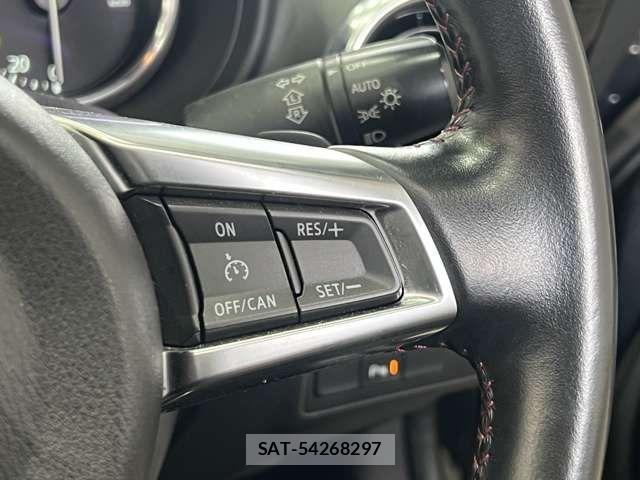 Mazda ROADSTER 2019-07 8037936-7