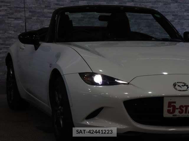 Mazda ROADSTER 2015-10 8037952-15
