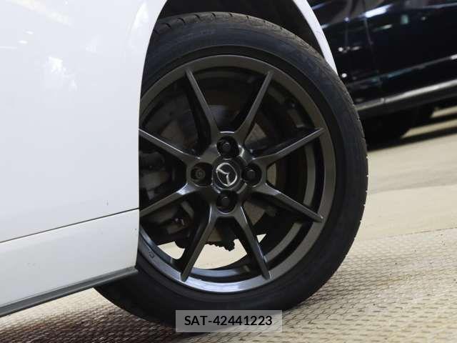 Mazda ROADSTER 2015-10 8037952-19