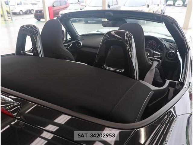 Mazda ROADSTER 2025-08 8101586-14