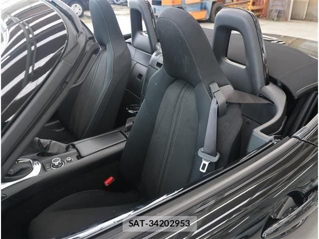 Mazda ROADSTER 2025-08 8101586-15