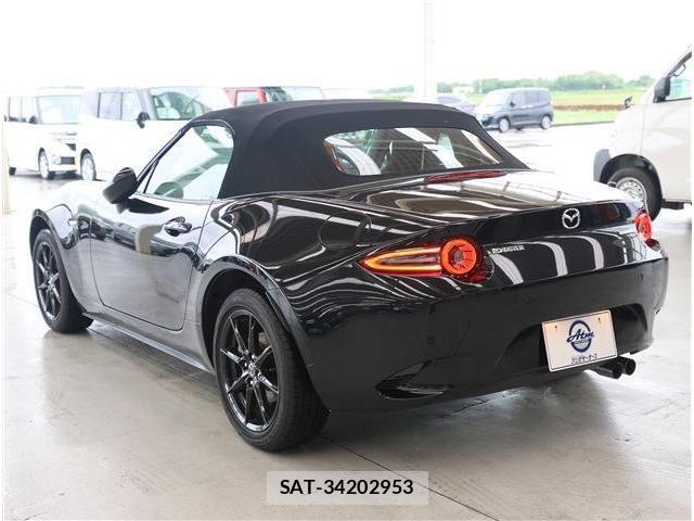 Mazda ROADSTER 2025-08 8101586-23
