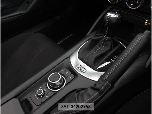 Mazda ROADSTER 2025-08 8101586-7