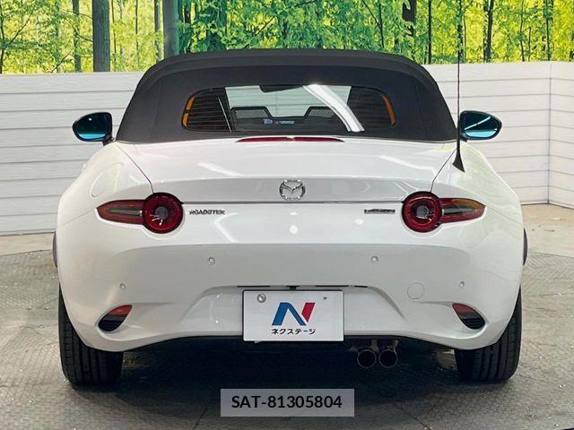 Mazda ROADSTER 2025-11 8101582-15