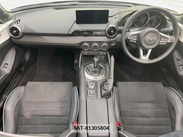 Mazda ROADSTER 2025-11 8101582-1