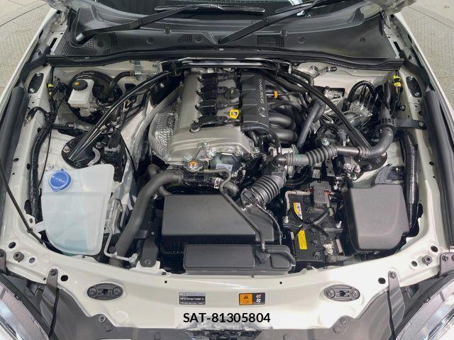 Mazda ROADSTER 2025-11 8101582-19