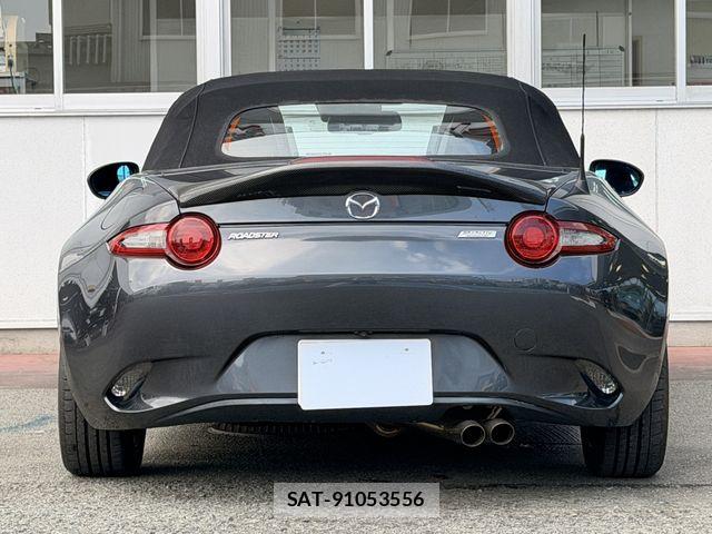 Mazda ROADSTER 2016-01 8101589-6