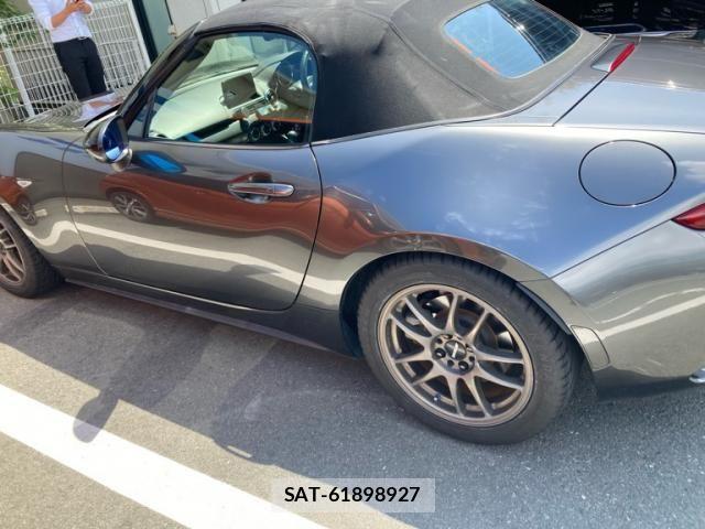 Mazda ROADSTER 2018-09 8101590-8