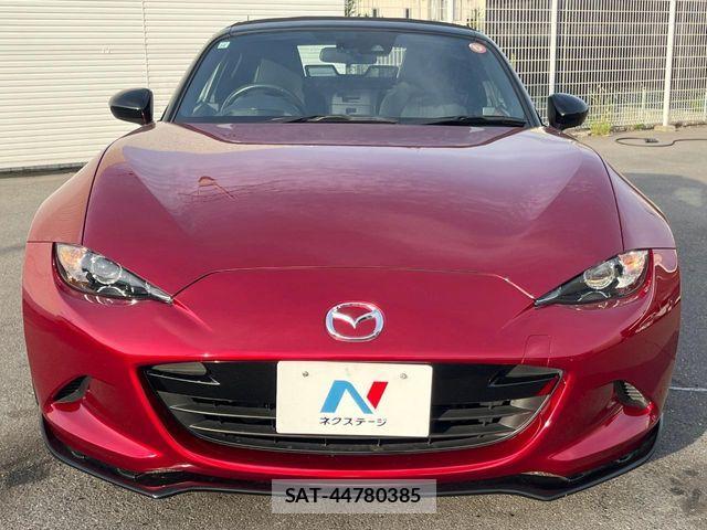 Mazda ROADSTER 2019-10 8101587-11