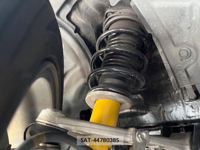 Mazda ROADSTER 2019-10 8101587-8