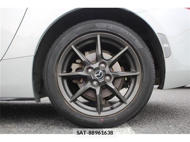 Mazda ROADSTER 2015-09 8101593-19