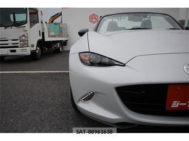 Mazda ROADSTER 2015-09 8101593-23