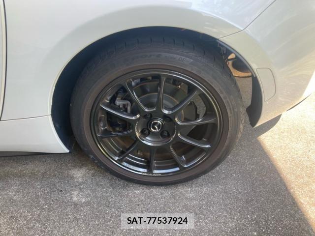 Mazda ROADSTER 2022-07 8101585-6