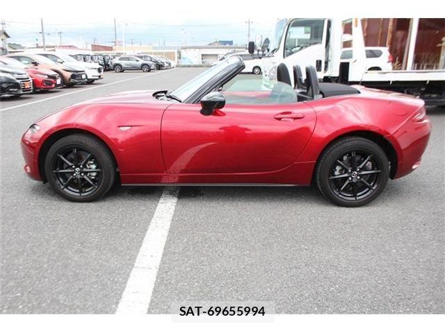 Mazda ROADSTER 2025-01 8101584-18