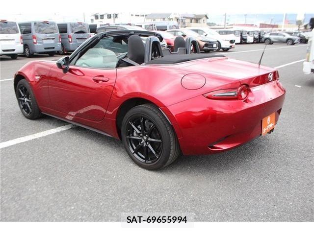 Mazda ROADSTER 2025-01 8101584-19