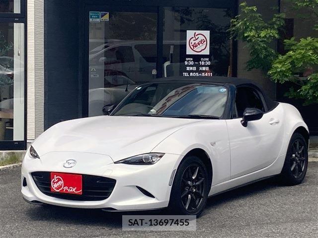 Mazda ROADSTER 2016-02 8101588-0