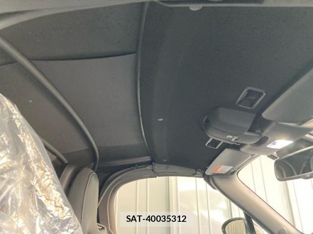 Mazda ROADSTER 2023-12 8101583-13