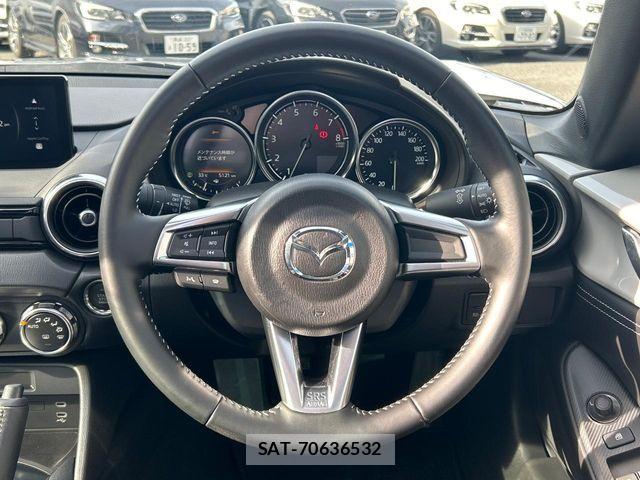 Mazda ROADSTER 2024-03 8101581-10
