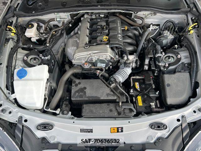 Mazda ROADSTER 2024-03 8101581-17