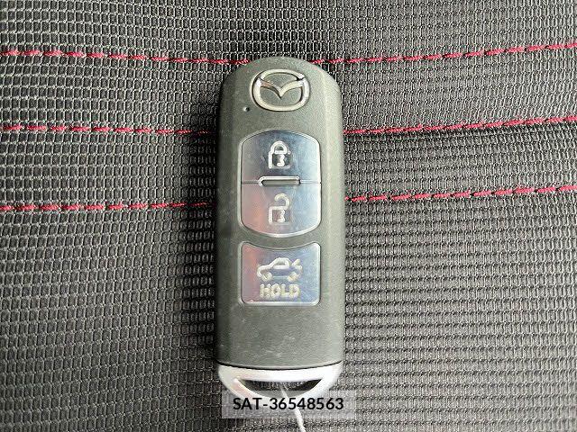Mazda ROADSTER 2015-07 8101591-25