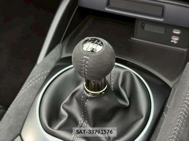 Mazda ROADSTER 2026-03 8132093-16