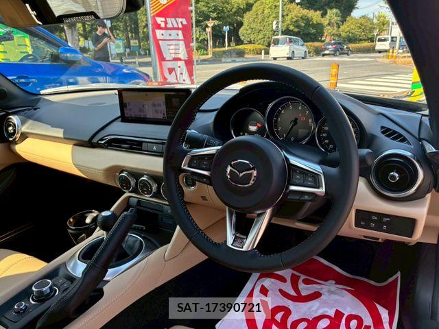 Mazda ROADSTER 2025-10 8132092-6