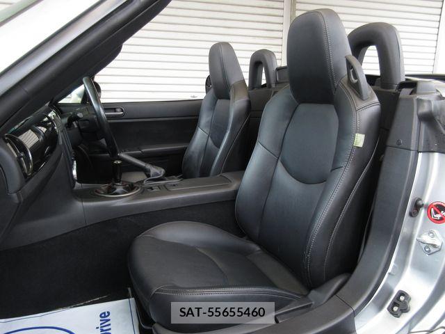 Mazda ROADSTER 2012-09 8146574-13
