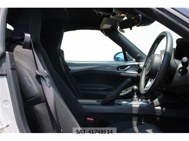 Mazda ROADSTER 2024-10 8146573-28