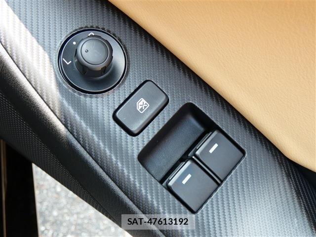 Mazda ROADSTER 2024-09 8209876-24