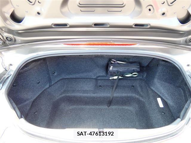 Mazda ROADSTER 2024-09 8209876-27