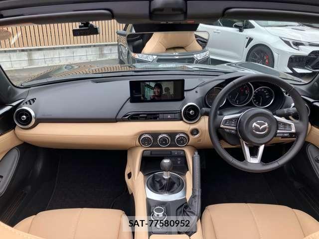 Mazda ROADSTER 2025-06 8209877-1