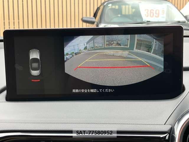 Mazda ROADSTER 2025-06 8209877-3
