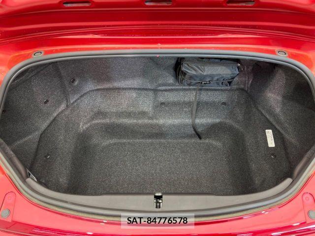 Mazda ROADSTER 2024-08 8209878-8