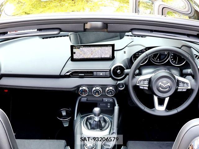 Mazda ROADSTER 2026-06 8209875-1