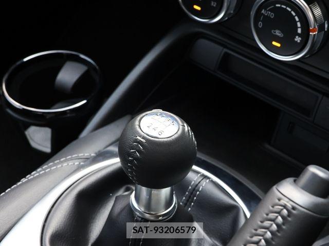 Mazda ROADSTER 2026-06 8209875-24