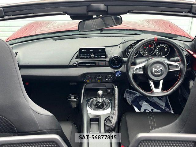 Mazda ROADSTER 2022-10 8209879-1