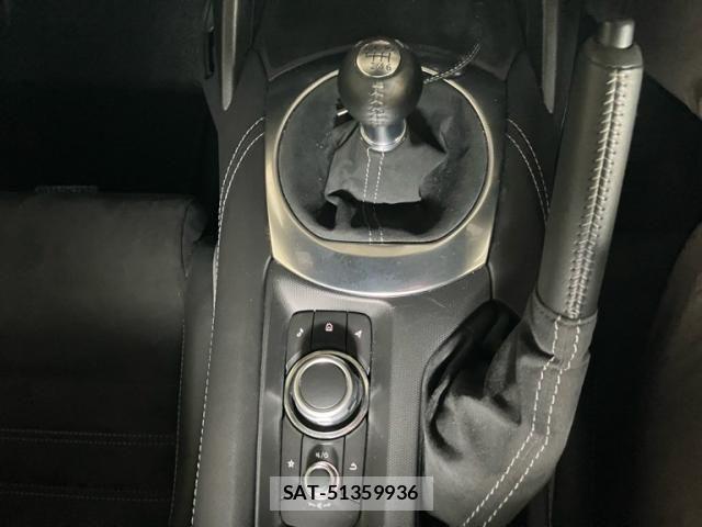 Mazda ROADSTER 2024-07 8231621-19