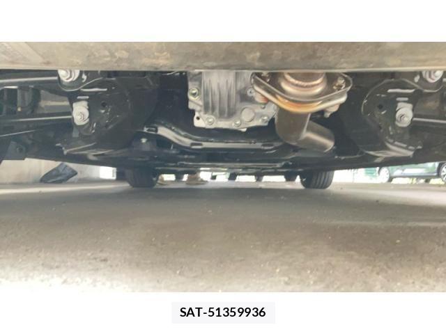Mazda ROADSTER 2024-07 8231621-27