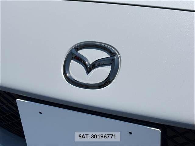 Mazda ROADSTER 2026-04 8231620-21