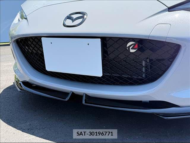 Mazda ROADSTER 2026-04 8231620-22