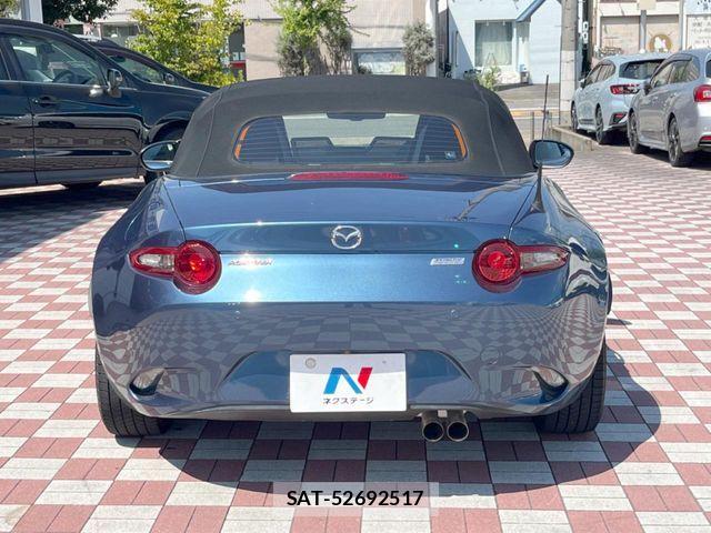 Mazda ROADSTER 2018-09 8231622-14