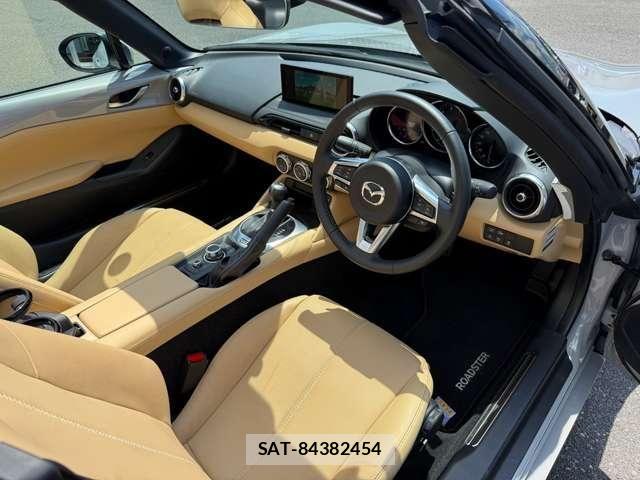 Mazda ROADSTER 2025-05 8246525-6