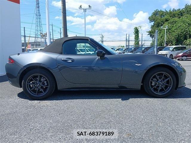 Mazda ROADSTER 2015-08 8246526-10