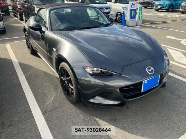 Mazda ROADSTER 2022-09 8246524-0