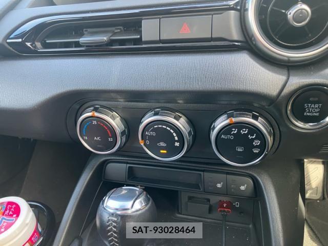 Mazda ROADSTER 2022-09 8246524-17