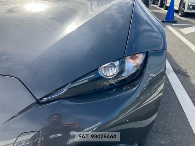 Mazda ROADSTER 2022-09 8246524-4