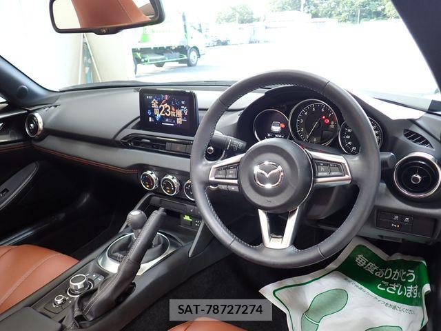 Mazda ROADSTER 2023-07 8246521-1