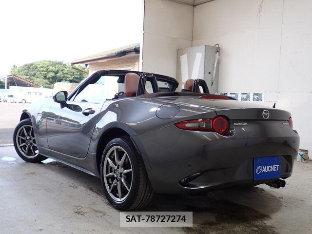 Mazda ROADSTER 2023-07 8246521-2